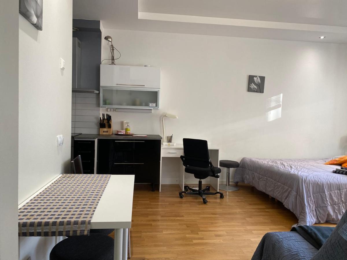 Big Studio Close To Center With Wifi Helsinki Exterior foto